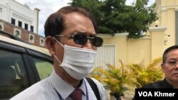 លោក យី សុខសាន្ត​ នៅសាលាឧទ្ធរណ៍ភ្នំពេញ ថ្ងៃទី​២០ ខែមិថុនា​ ឆ្នាំ​២០២៤។ (ហ៊ុល រស្មី/វីអូអេ)​