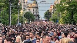 Masovni protest u Beogradu zbog dva masovna ubistva