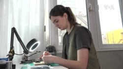 Украински цивили самостојно произведуваат дронови за армијата