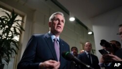 Гласањето 216 против 210 го означи првиот пат во историјата Претставничкиот дом да го смени својот лидер, управуван од релативно мала група десничарски републиканци