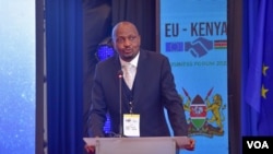 Waziri Biashara Moses Kuria atoa hotuba yake ya ufunguzi katika Kongamano la Biashara la Umoja wa Ulaya-Kenya jijini Nairobi, tarehe 21-Februari-2023. Picha na Felix BOYD / Ujumbe wa EU.