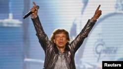 အမေရိကန်ပြည်ထောင်စု တက္ကဆက်ပြည်နယ် ဟူစတန်မြို့မှာ ဖျော်ဖြေနေတဲ့ ဗြိတိသျှနာမည်ကျော် Rolling Stones ရော့ခ်ဂီတအဖွဲ့ (ဧပြီ ၂၈၊ ၂၀၂၄)