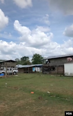 巴拿马难民营的土著原始人部落（拍摄：小白）