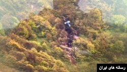 تصویر منتشر شده در رسانه‌های ایران از لاشه هلیکوپتر حامل ابراهیم رئیسی و هیات همراه