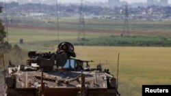 یک نظامی اسرائیلی در نزدیکی مرز اسرائیل و غزه. یکشنبه ۲۰ اسفند ۱۴۰۲