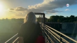 Refugiada cubanovenezolana cuenta la historia de sus dos exilios