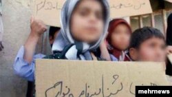 کودکان بی‌شناسنامه