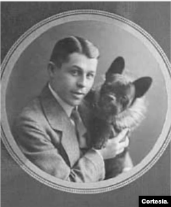 La asociación AKC señala que Gamin de Pycombe fue un bulldog francés que se embarcó en el Titanic. Cortesía: ACK