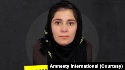 منیژه صدیقی از زنان معترض افغانستان است که در ماه اکتوبر ۲۰۲۳ توسط طالبان بازداشت و زندانی شد