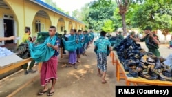 စစ်ကောင်စီက ခေါ်ယူထားတဲ့ စစ်မှုထမ်းသင်တန်းသာများကိုတွေ့ရစဉ် (မေ ၊၂၀၂၄)