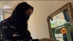  "طالبان گھرانوں کی خواتین بھی میک اپ کرانے آتی تھیں"
