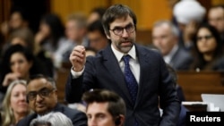 資料照片：加拿大環境部長吉爾博特在議會發表講話。(2020年2月3日）