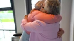 Mujeres unidas para ayudar a latinas con cáncer de seno