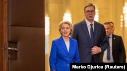 Serbia, Belgrade, European Commission President Ursula von der Leyen with Serbian president Aleksandar Vucic (Foto: REUTERS/Marko Djurica)