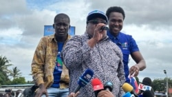 Venâncio Mondlane, entre formar um partido ou regressar à Renamo