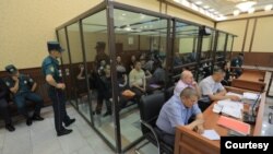 Toshkentda 20 qoraqalpoq ishi qayta ko'rib chiqilmoqda. Ular joriy yil boshida chiqqan hukmda 2022-yilning iyul voqealarida aybdor deb topilgan. 