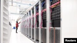 位於加州聖克拉拉的人工智能超級電腦數據中心