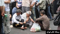 تورم مهمترین چالش اقتصاد ایران است که معیشت بخش بزرگی از جامعه را تحت تاثیر قرار داده است