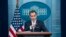 Juru bicara Dewan Keamanan Nasional AS John Kirby berbicara dalam konferensi pers di Gedung Putih, di Washington, pada 13 Februari 2023. (Foto: AP/Evan Vucci)