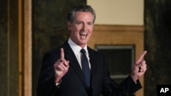 美國加州州長紐森