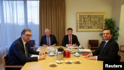 Планот вклучува чекори за приближување и решавање на некои прашања како што се взаемно признавање на соодветните документи и национални симболи, вклучувајќи пасоши, дипломи, регистарски таблички и царински марки.