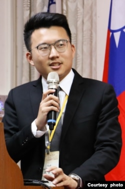 台灣青平台基金會副研究員江懷哲