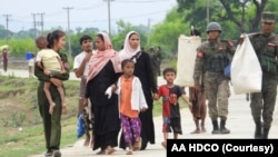 缅甸若开邦的罗兴亚难民逃离家园。（2024年5月13日）