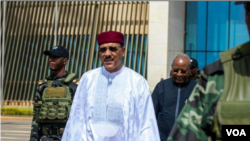 Hambararren shugaban Nijar Mohamed Bazoum