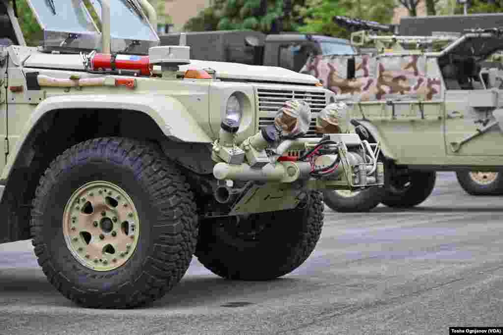  Донација на 76 теренски и транспортни возила од Норвешка за македонската армија, Касарна Илинден, Скопје &nbsp; 