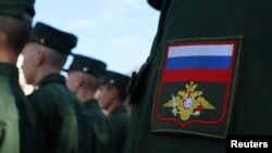 Церемонії відкриття в Ленінградській області меморіалу російським солдатам, які загинули на війні проти України, 22 вересня 2023 р.