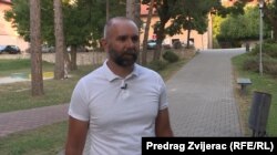 利夫諾市議會代表伊維卡·布雷西奇說：“這項法律本質上賦予當局頒發特許經營許可證的能力，隨後當地商人可以以數百萬美元的價格出售這些許可證。”