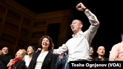 Христијан Мицкоски, Гордана Силјановска Давкова, слават победа на претседателските и парламентарните избори