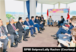 Presiden Joko Widodo menggelar pertemuan bilateral dengan Perdana Menteri (PM) Inggris Rishi Sunak di Hotel Grand Prince, Hiroshima, Jepang, pada Sabtu, 20 Mei 2023. (Foto: Courtesy/BPMI Setpres/Laily Rachev)