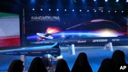 Nga prezantimi i raketës së re iraniane Fatah (Teheran, 6 qershor 2023)