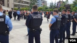 Според поранешниот помошник државен секретар за европски и евроазиски прашања на САД, Даниел Фрид, кризата е предизвикана од грешките на косовската влада.