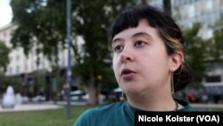 "No venimos de una base sólida como para poder bancar movidas que tienen a ajustar al sector, a trabajadoras": Mica Michea, de 22.