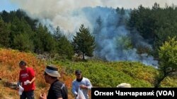 Главната битка со пожарите денеска, 31 јули, се води во околината на Пехчево