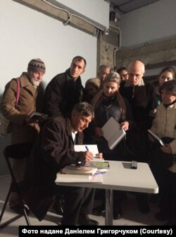 Фото з книжкового туру Україною Даніеля Григорчука у 2019 р.