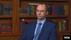 Igor Simić, potprednik Srpske liste, tokom intrevjua za Glas Amerike