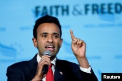 Кандидат у президенти США Вівек Рамасвамі виступає на виставі Коаліції віри та свободи Айови у місті Вест-Дес-Мойні, штат Айова, США, 22 квітня 2023 р.