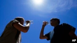 Rekordne temperature u Finiksu ovog leta