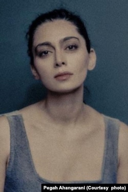 پگاه آهنگرانی