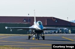 Detalji sa današnje vježbe JTAC timovima iz sastava Specijalnih snaga Vojske SAD-a i Oružanih snaga BiH. (Foto: Ambasada SAD)