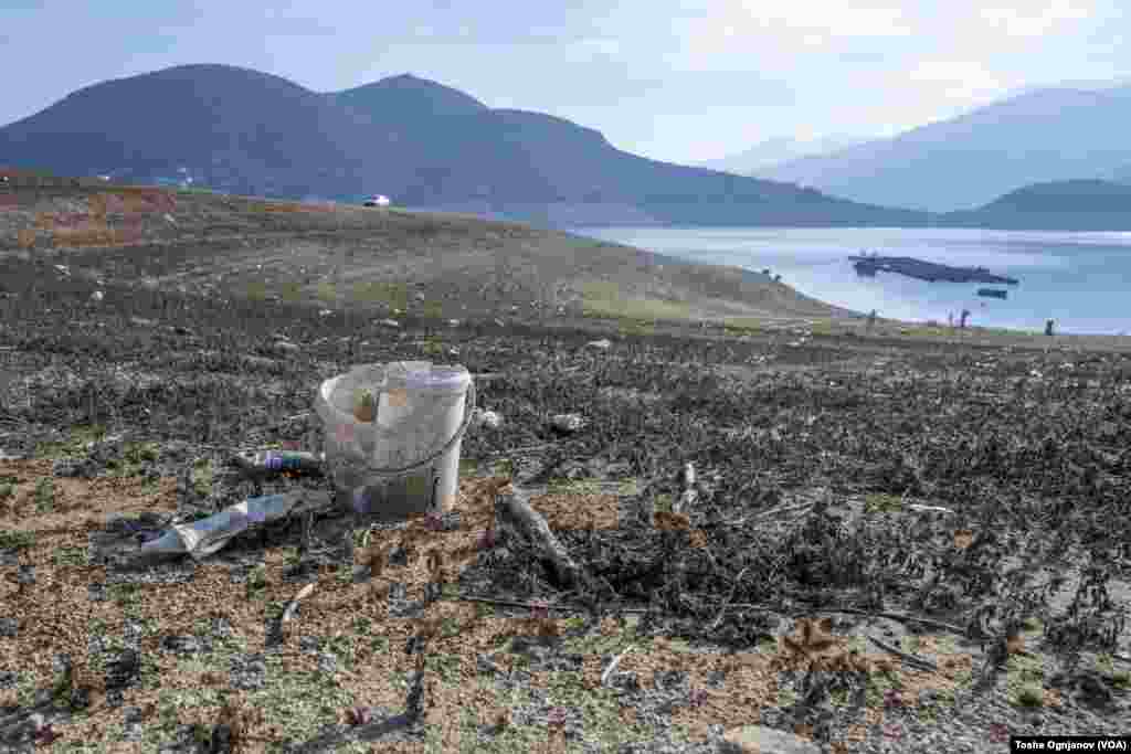 Тиквешко Езеро