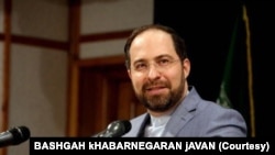 سلمان سامانی، سخنگو و قائم مقام وزارت کشور در دوره ریاست جمهوری حسن روحانی.