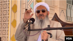 مولوی عبدالحمید می‌گوید جمهوری اسلامی ۴۴ سال از علمای اهل سنت به عنوان سیاهی‌لشکر استفاده کرده است.