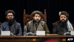 Tolibon Mudofaa vaziri Muhammad Yoqub Mujohid Kobulda matbuot anjumanida, 31-dekabr, 2023 