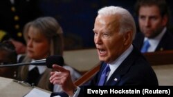 Predsednik SAD Džo Bajden tokom govora o stanju nacije u Kongresu, 7. mart 2024. ( REUTERS/Evelyn Hockstein)