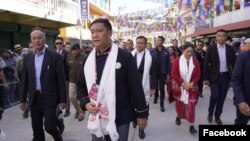 ཨ་རུ་ན་ཅལ་མངའ་སྡེའི་སྤྱི་ཁྱབ་བློན་ཆེན་པདྨ་མཁའ་འགྲོ་