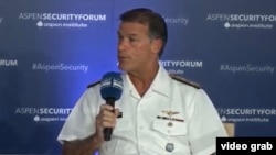 美国印太司令部司令约翰·阿奎利诺(John Aquilino)在阿斯彭安全会议上。（视频截图，2023年7月18日）